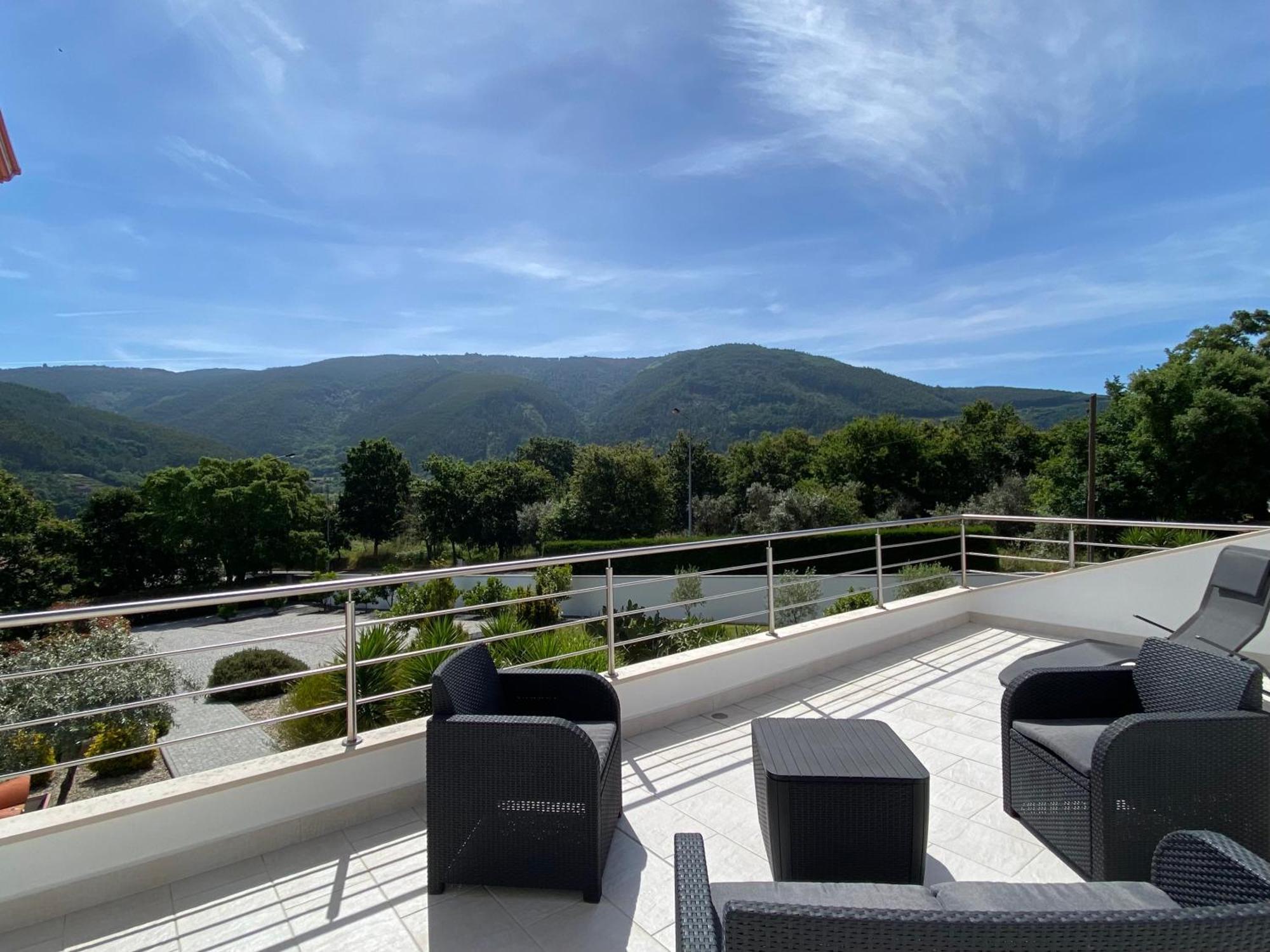 Casa Carvalhal - Adults Only Bed & Breakfast Gois Exterior photo